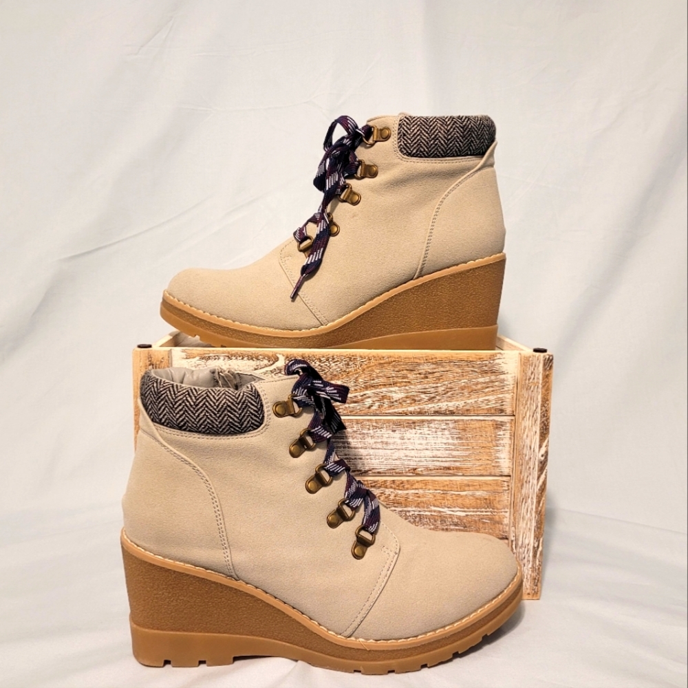 Maurice Shoes | Claire Wedge - Gray | Size 11